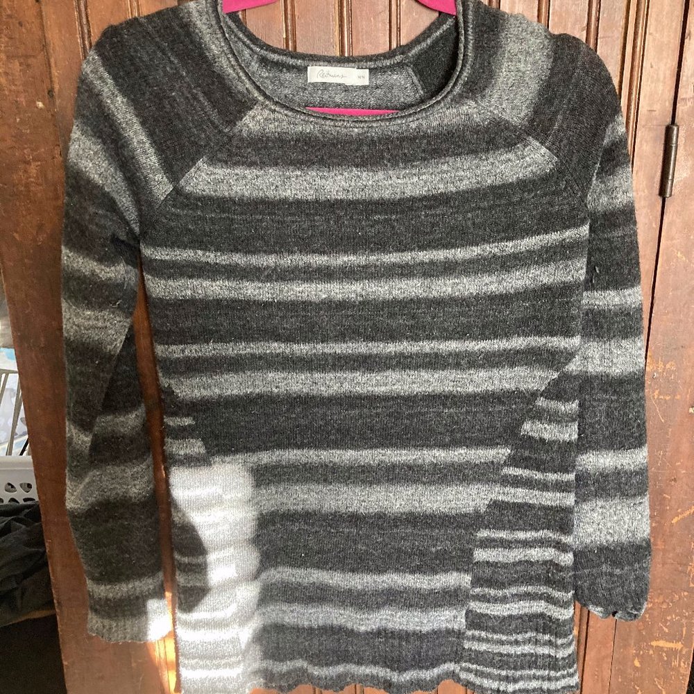 Free or 5$ alone - light weighted sweater